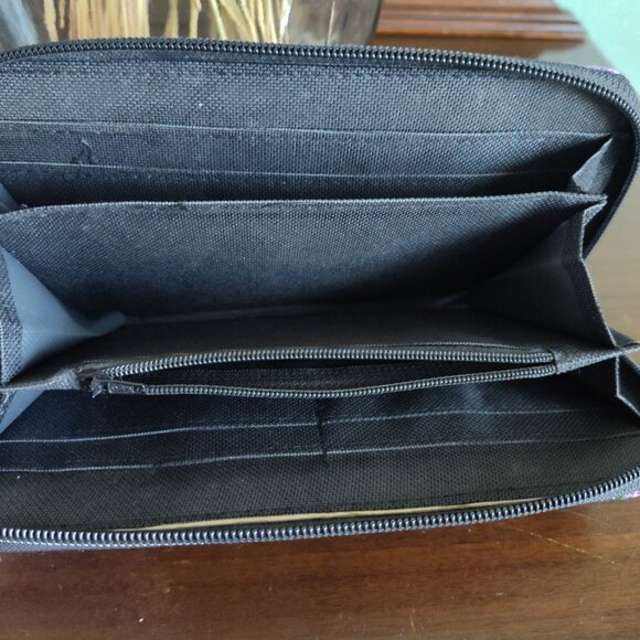 Floral Wristlet - Picture 2 of 2